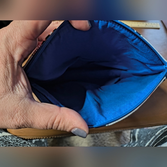 MLB Tradition Cotton Clutch/Makeup Bag - Picture 2 of 8